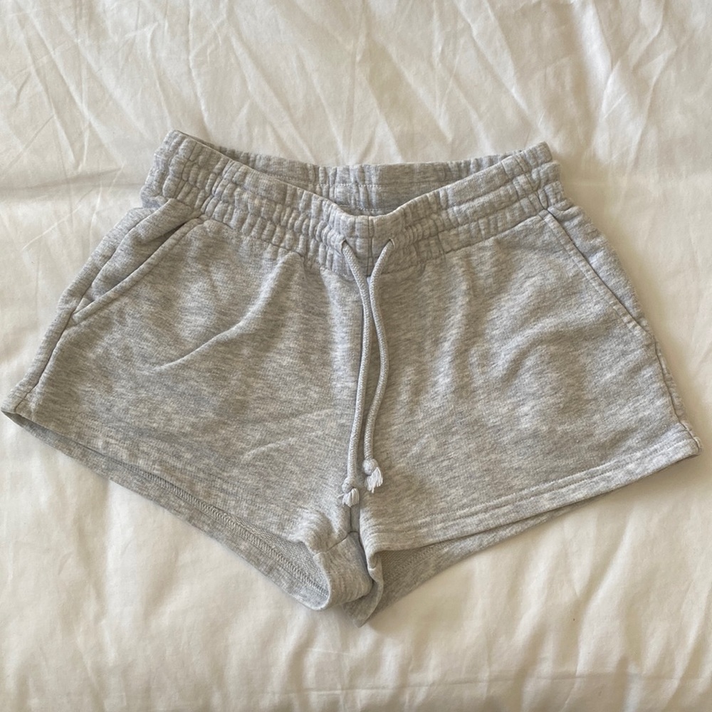 Aritzia TNA Sweat Shorts